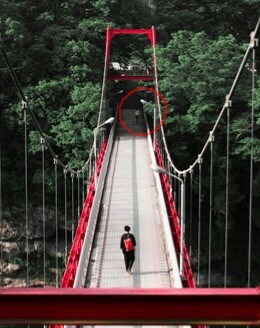 吊り橋の画像