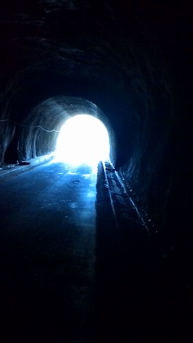 会吉トンネルの写真