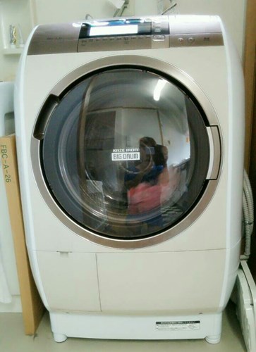 家の新しい洗濯機の写真を撮ったら - 心霊写真