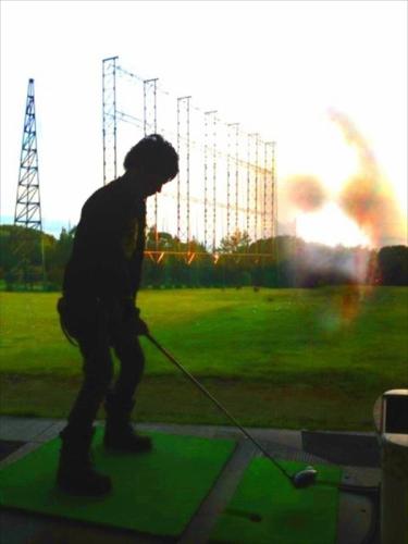 ゴルフ練習 - 心霊写真