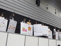 HKT48次世代期待星の田島芽留の両脚-心霊写真