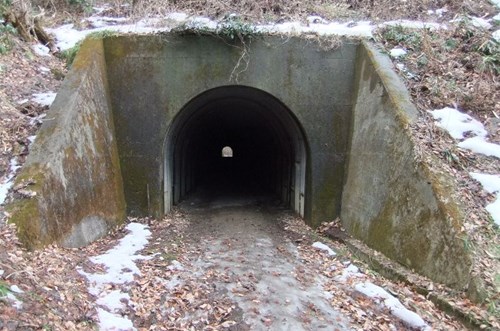 太白山トンネル